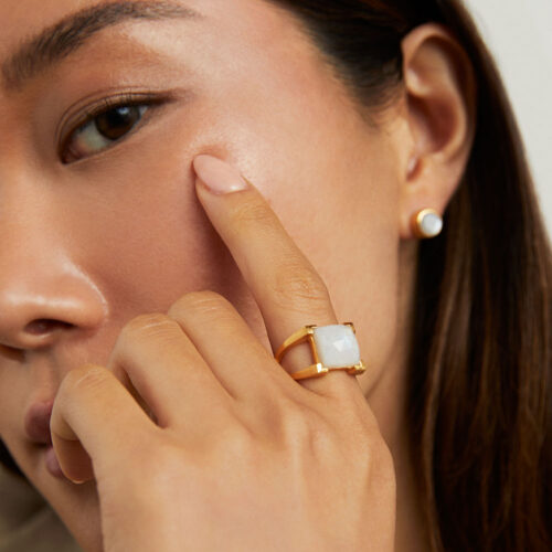 Mini Plaza Ring - Rainbow Moonstone